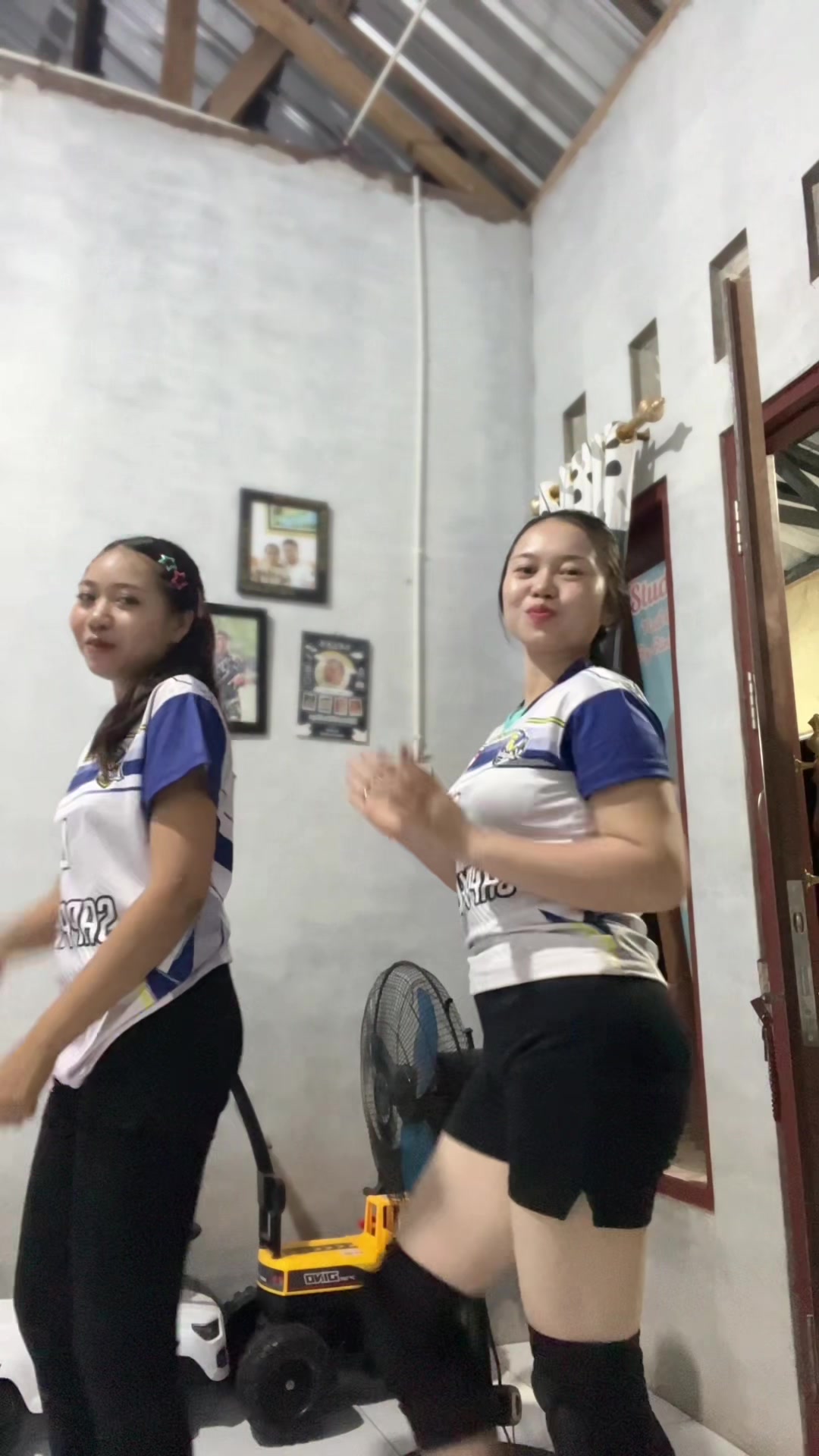 @Yulia