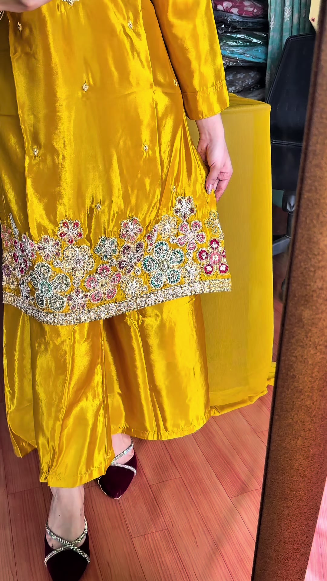 @AashmaCollection123