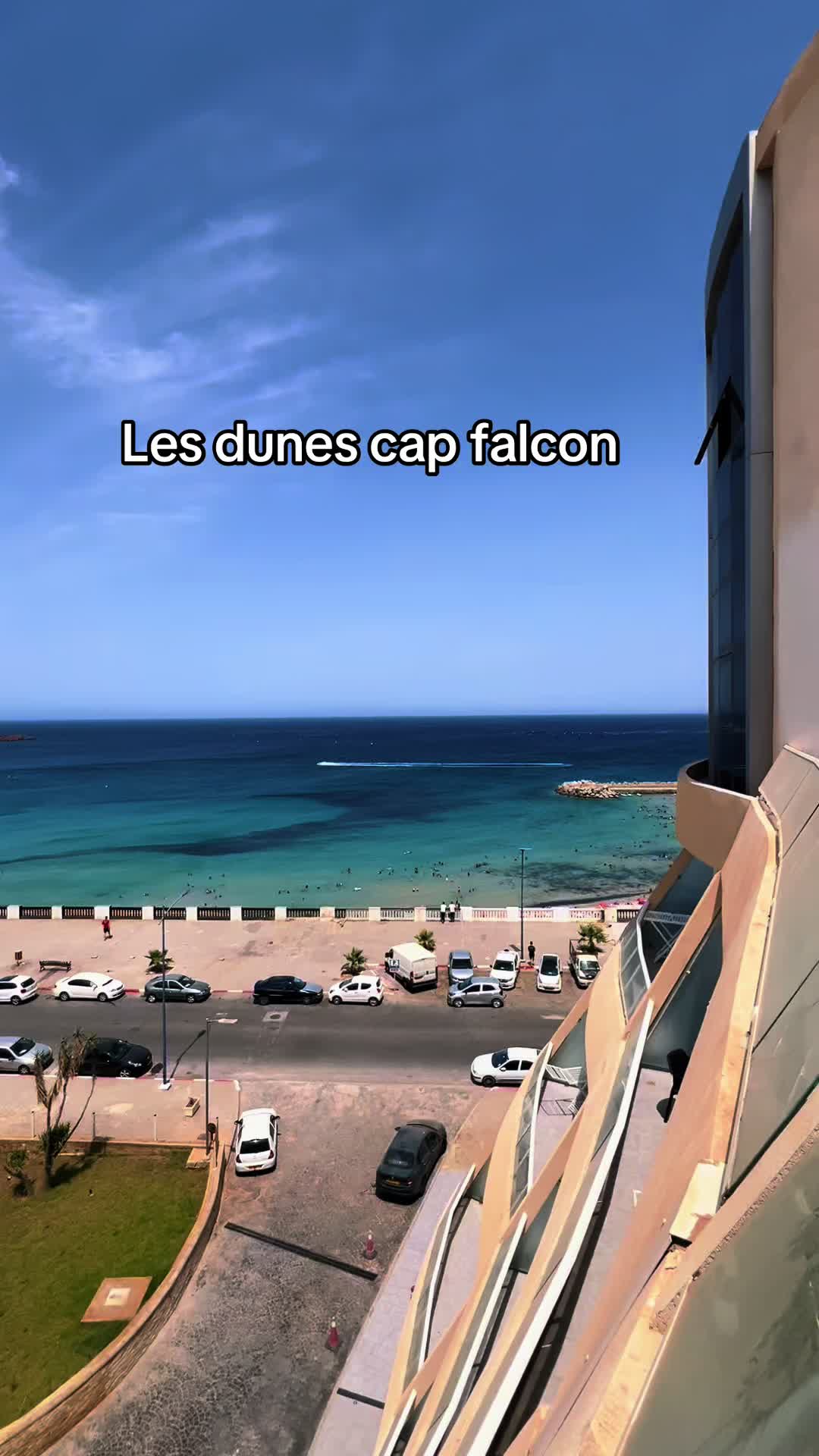 @Piscine GARD&Eacute;NIA H&Ocirc;TEL