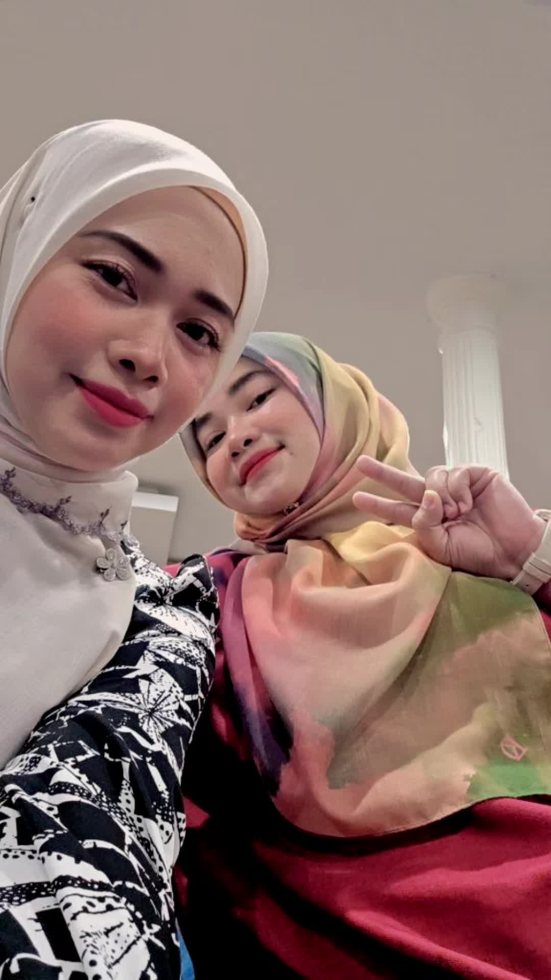 @PUTERI NONIE