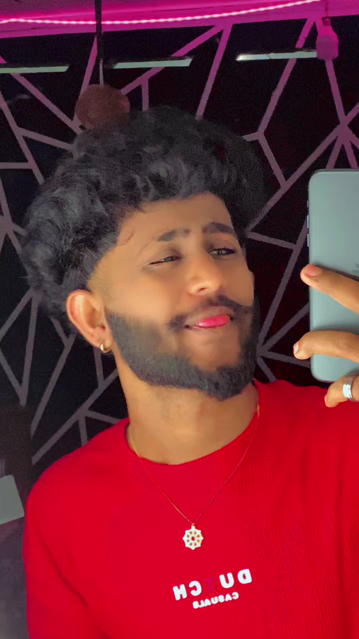 @𝐄𝐗_𝐂𝐇𝐔𝐓𝐈( බඩුව )🌾💋ᥫᩣ