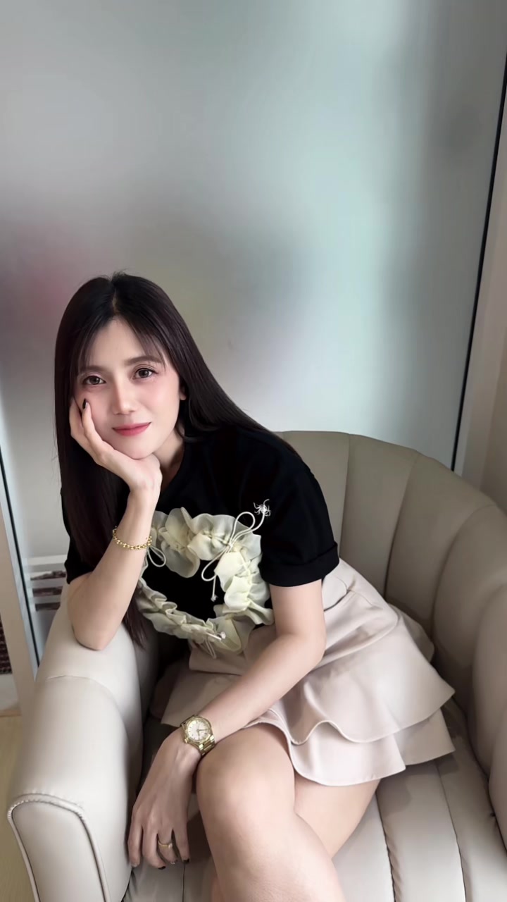 @AnnyMintra🤍