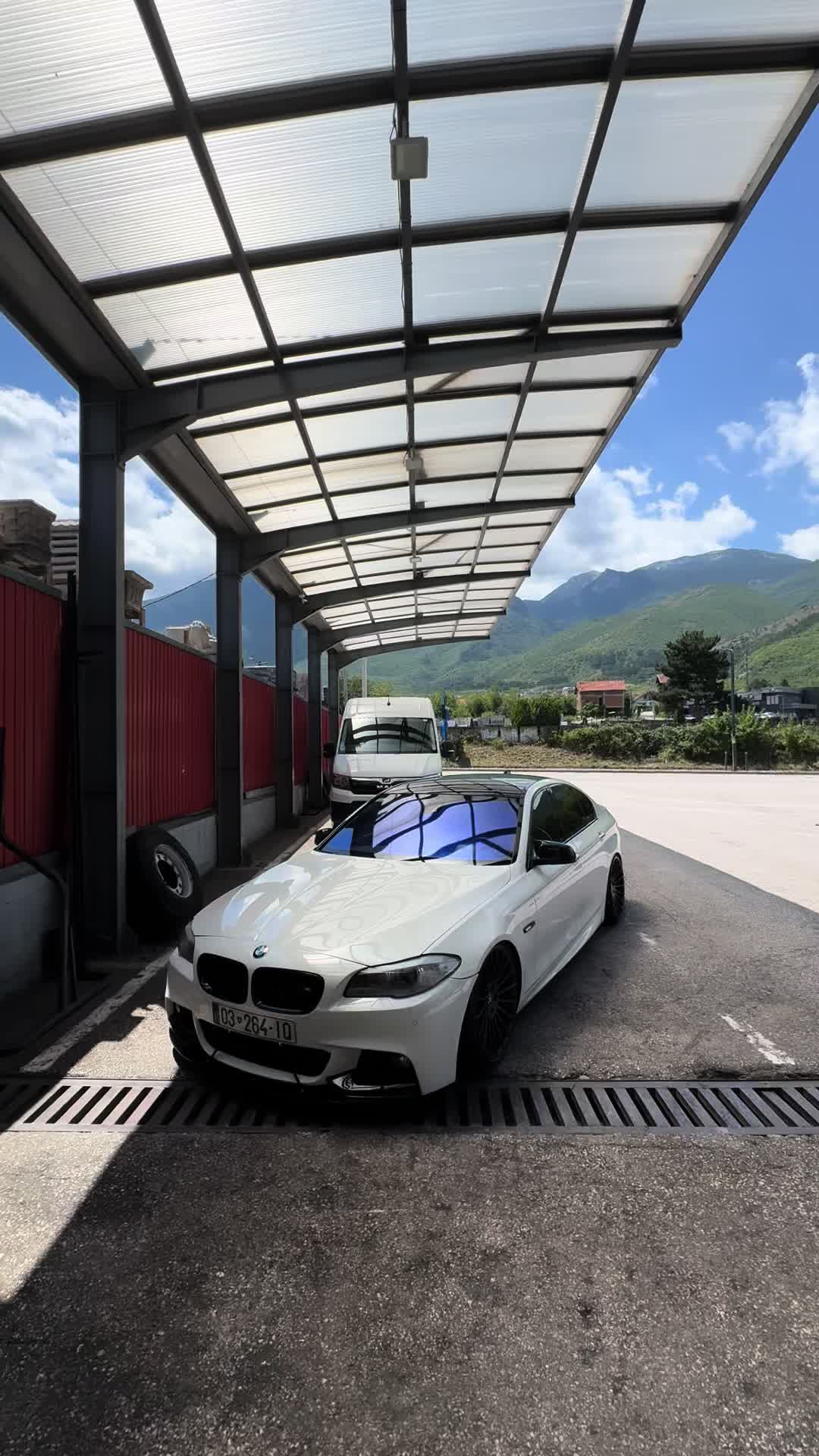 @Bmw F10🤍