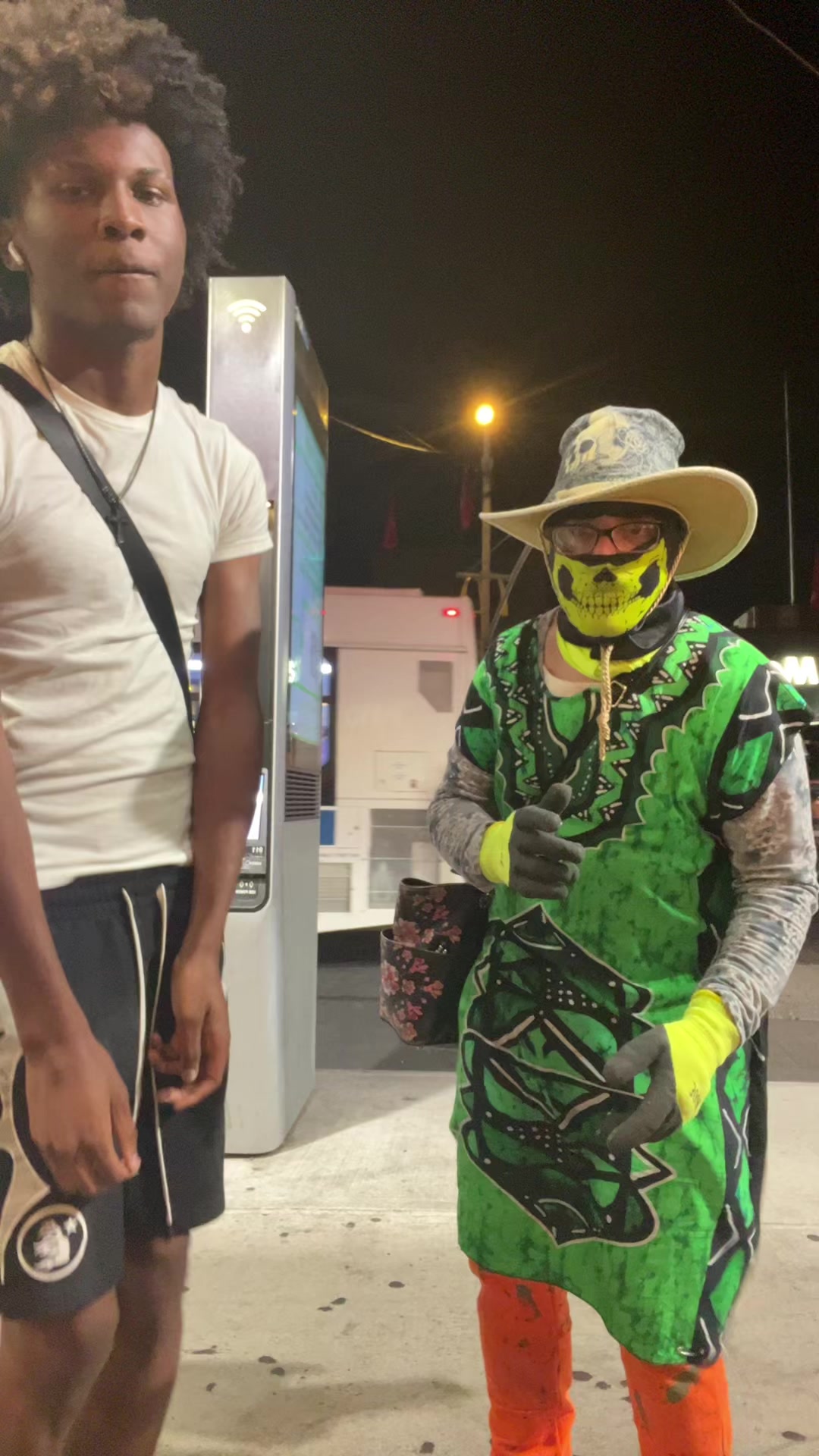 @&lsquo; cj