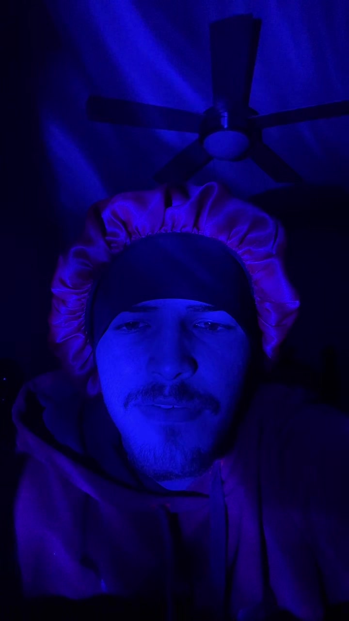 @Whiteboywitabonnet