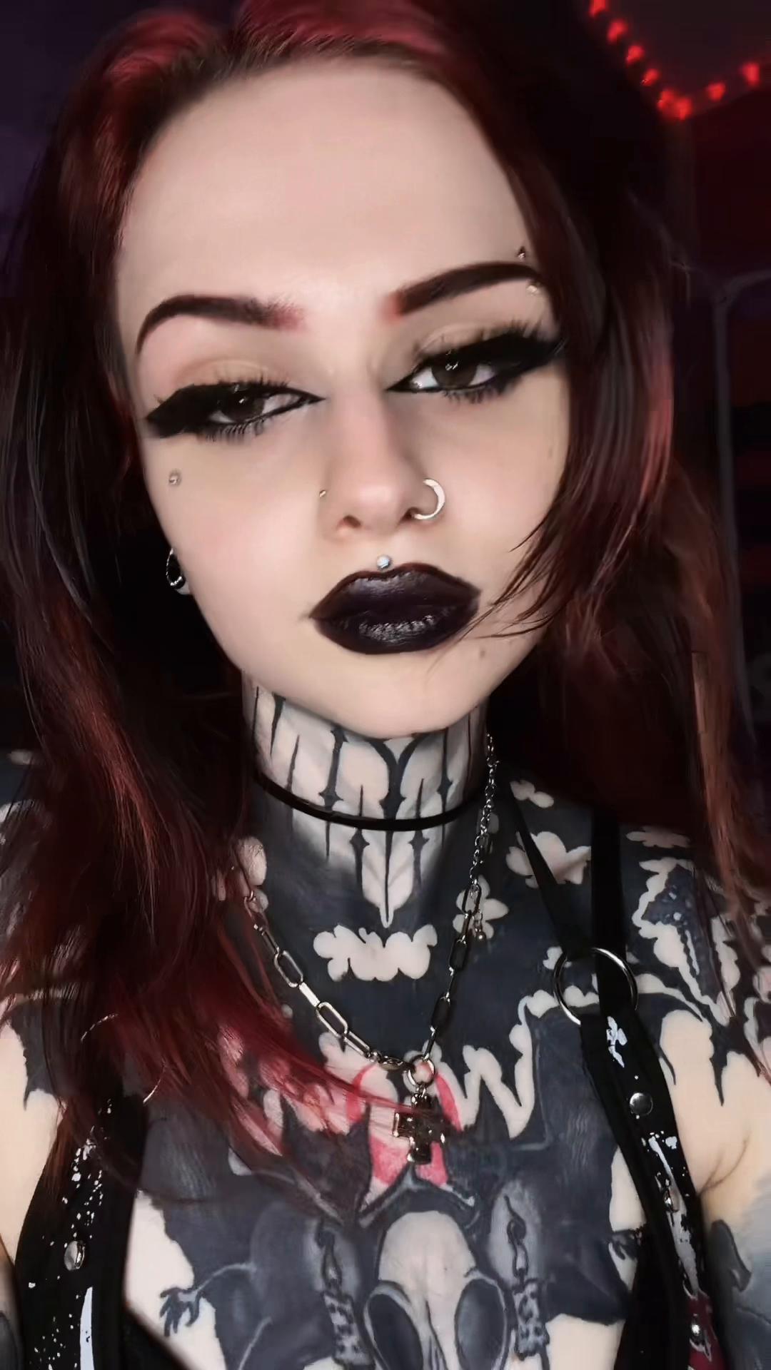 @˚ ♱ 𝔰𝔢𝔯𝔞𝔰 ♱˚