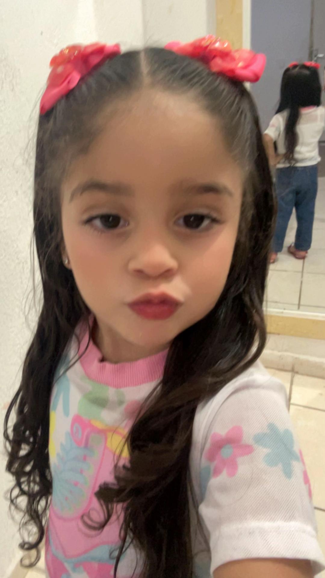 @Anny karolayne
