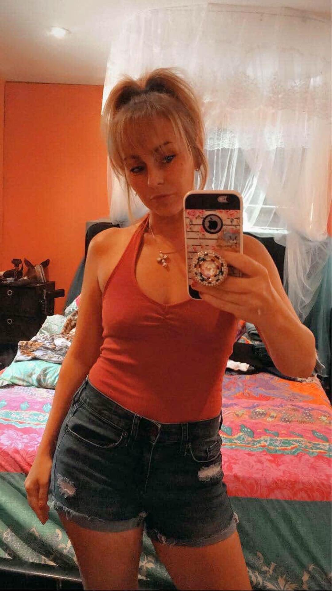 @AshleyRose