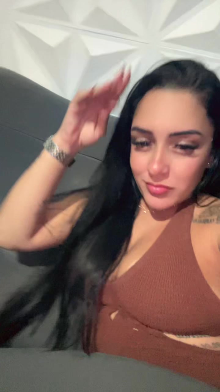 @Anny karolayne
