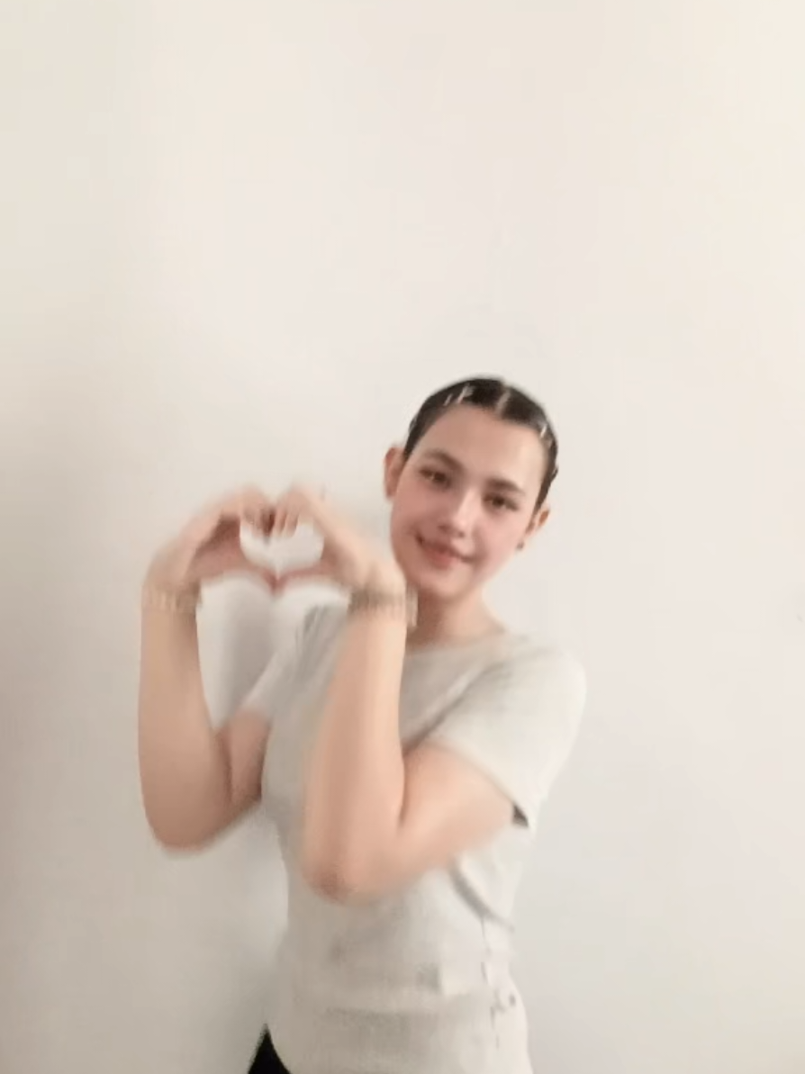 @Dominika 🧛🏻&zwj;♀️