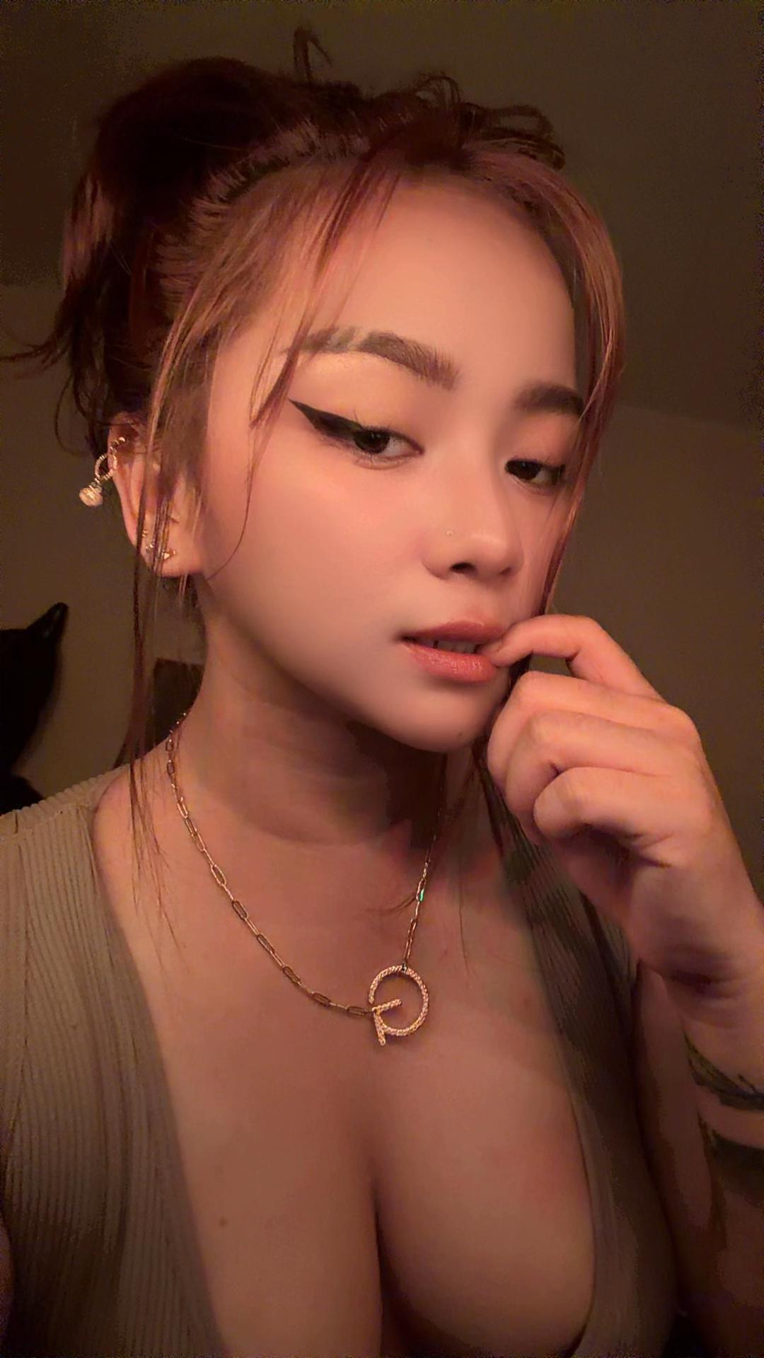 @Who&rsquo;s G? 🙇🏼&zwj;♀️