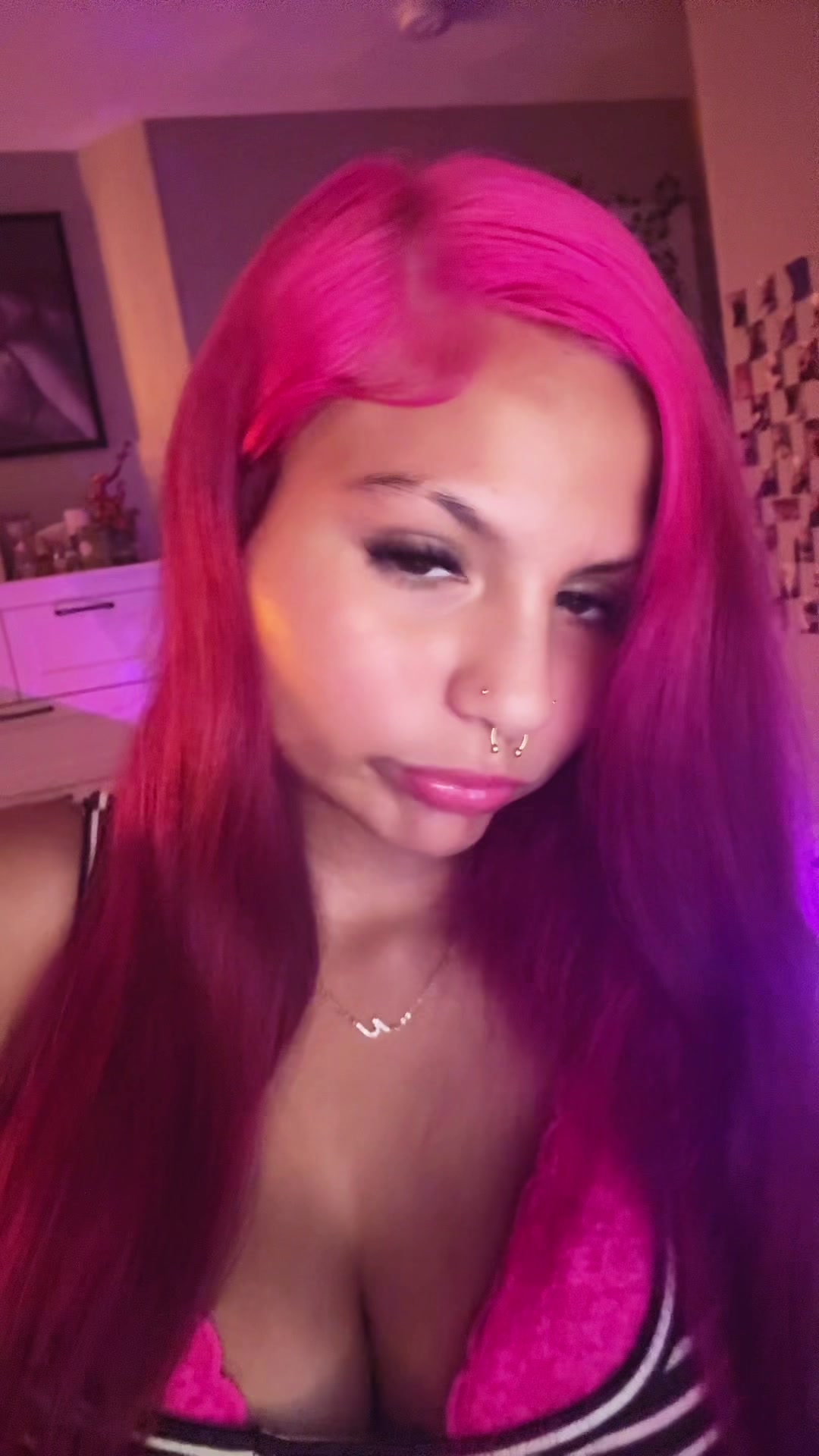 @liliyanaaaa