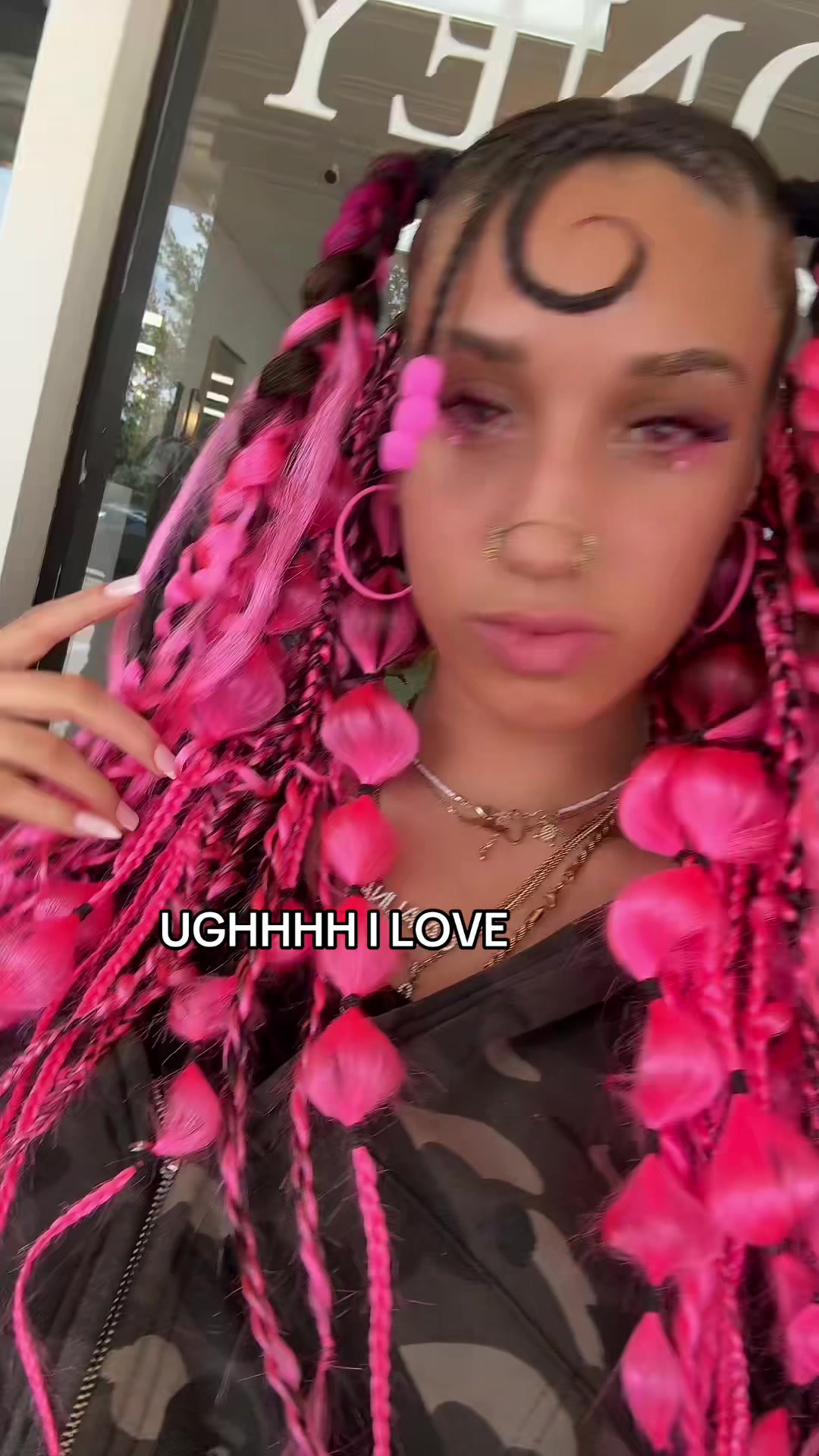 @Lightskinlesbo