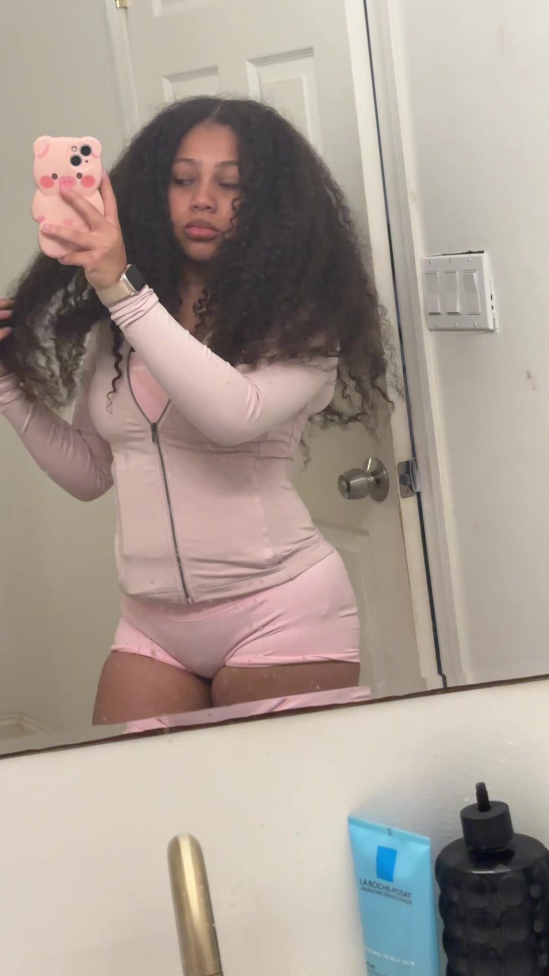 @pinkmia🎀🎧
