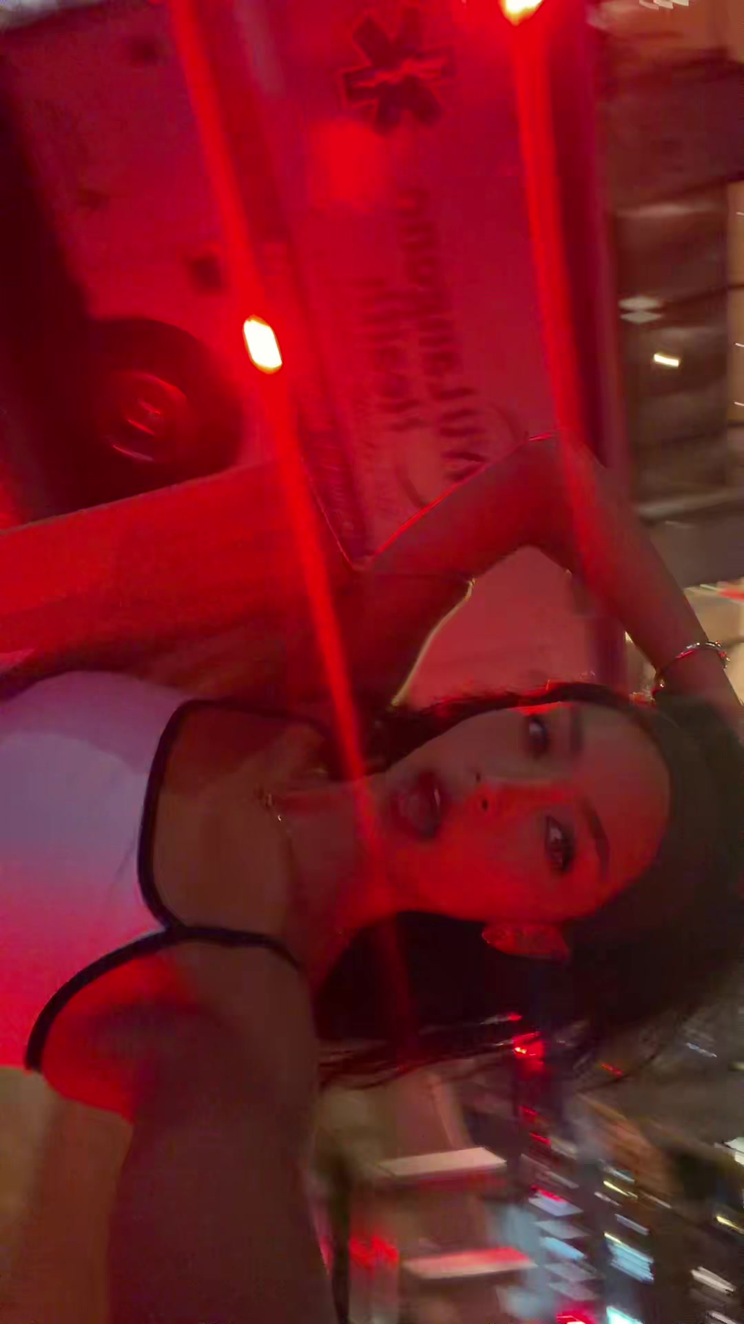 @v.zesu