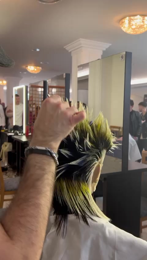 @ValentinoHairWorld