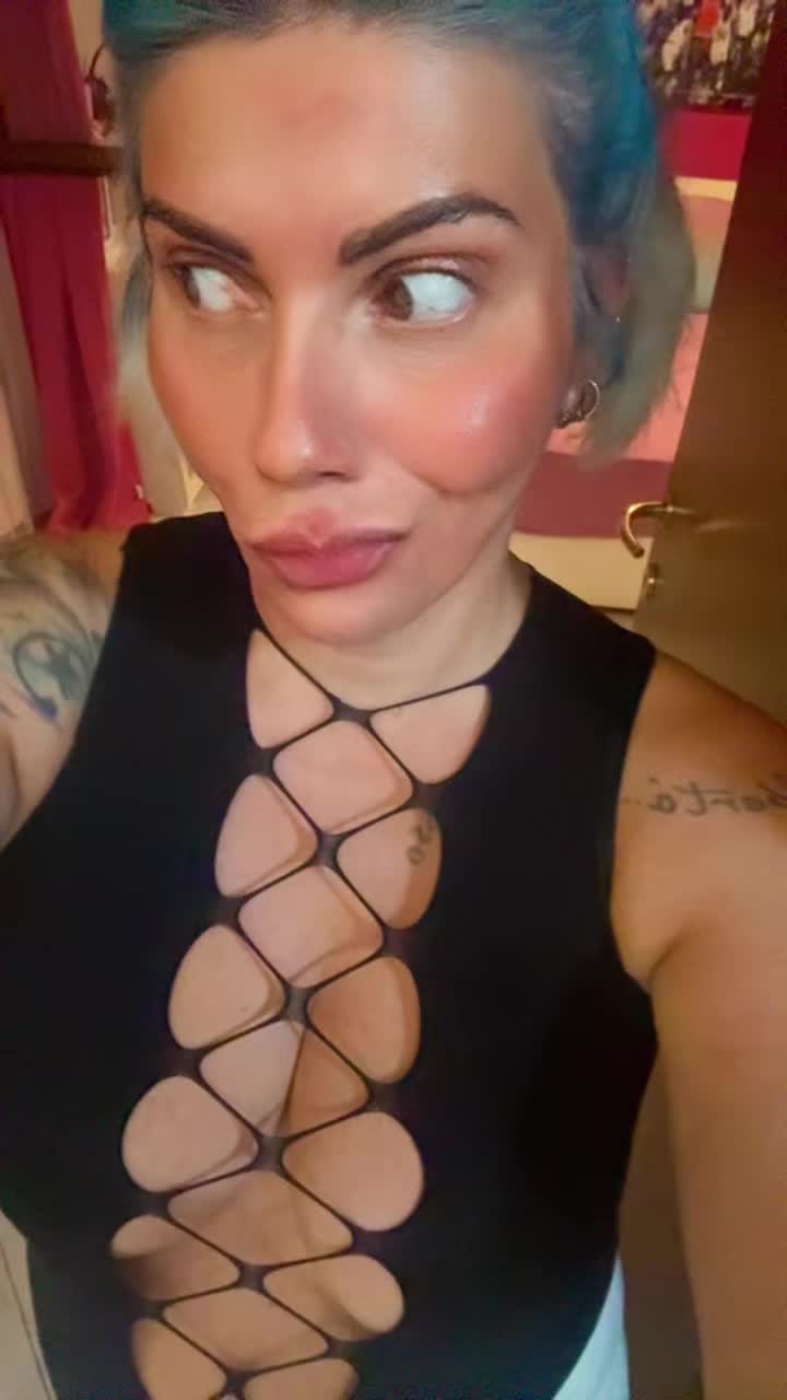 @Angela Olla