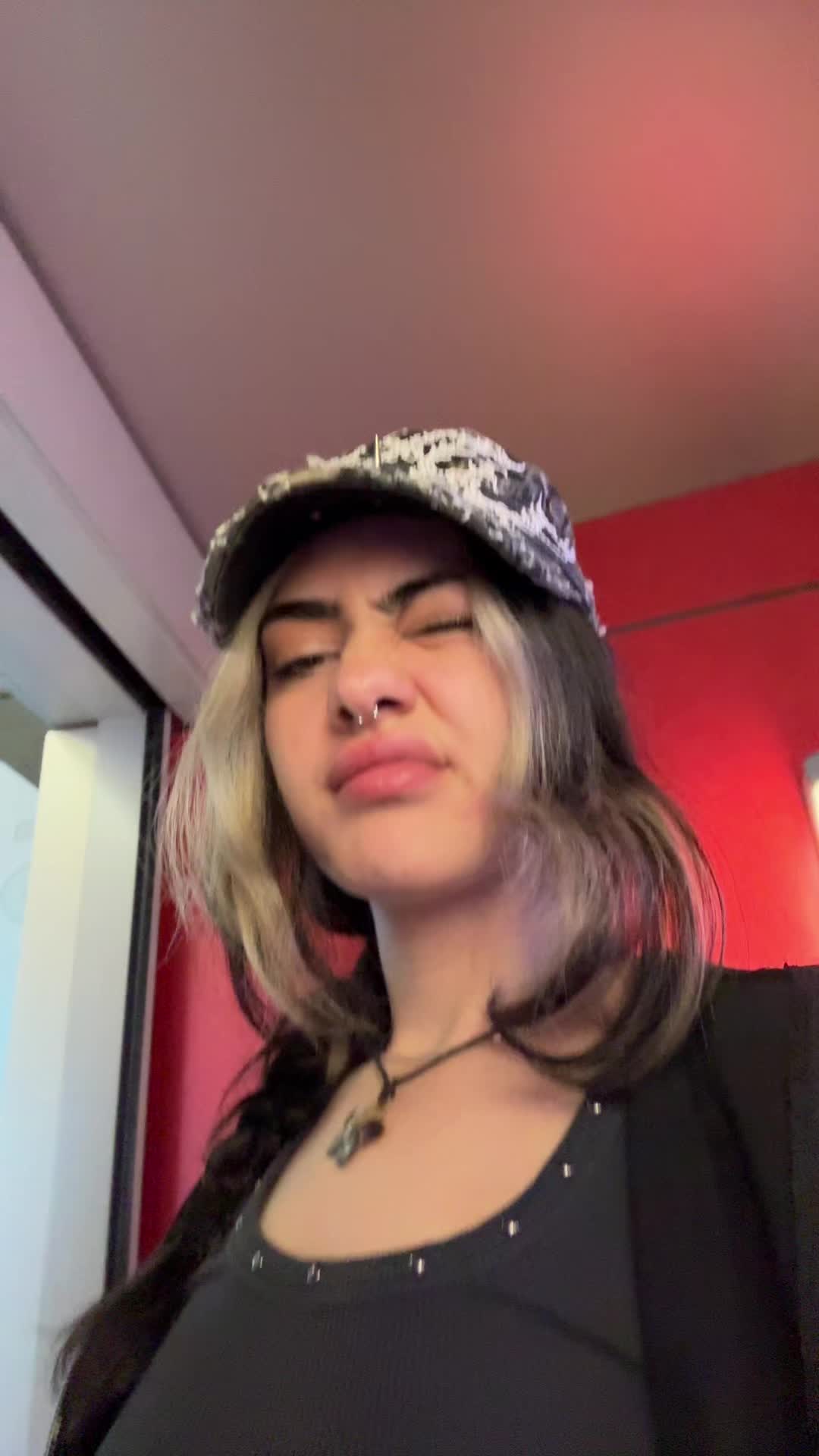@Aaliyah🌟