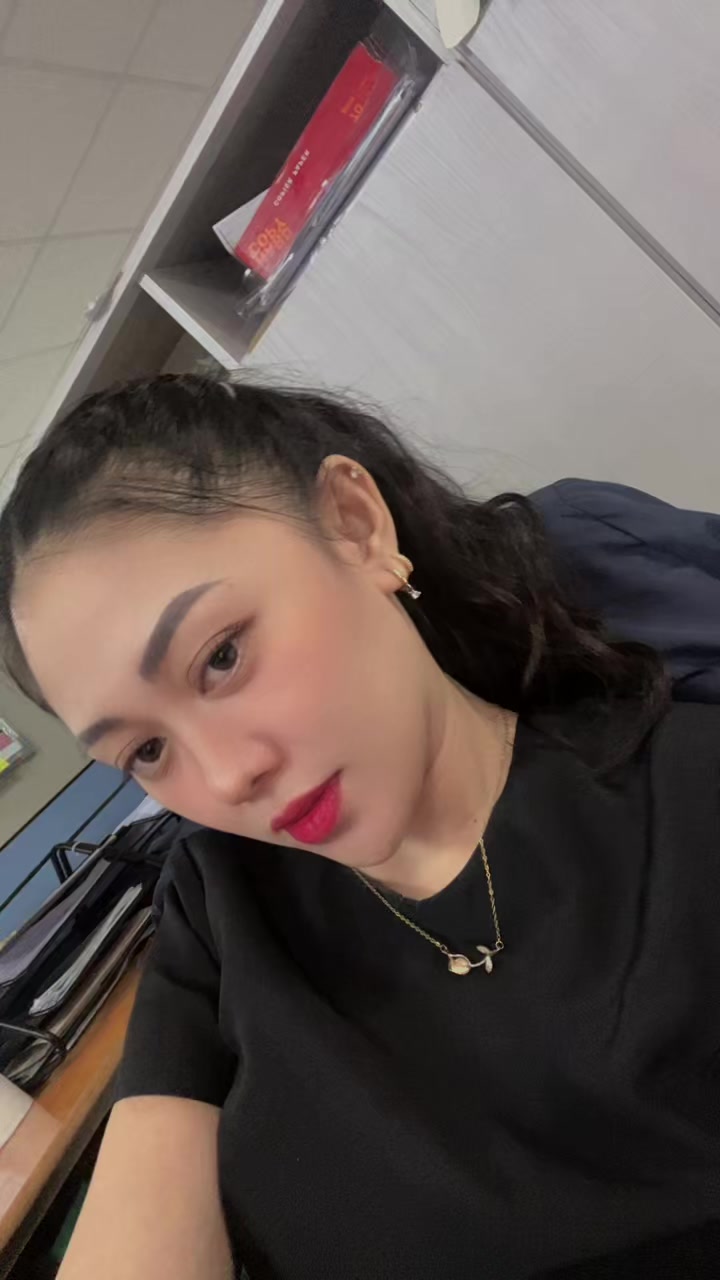 @Azeeeee