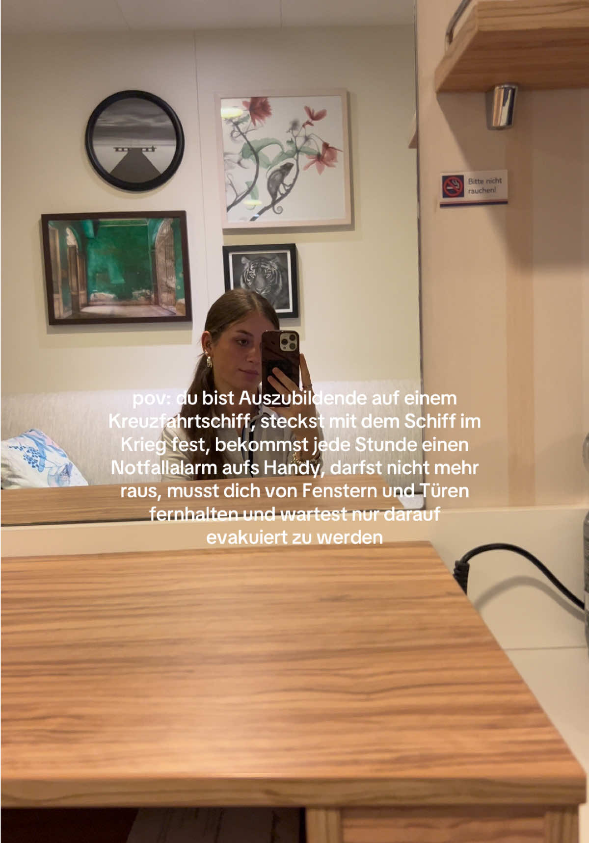 @VANESSA | crewmember