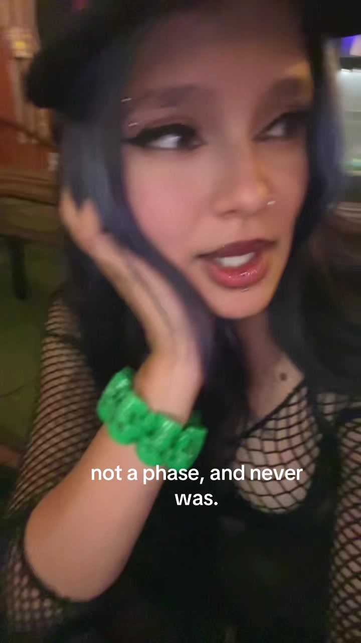 @macabrecvtie