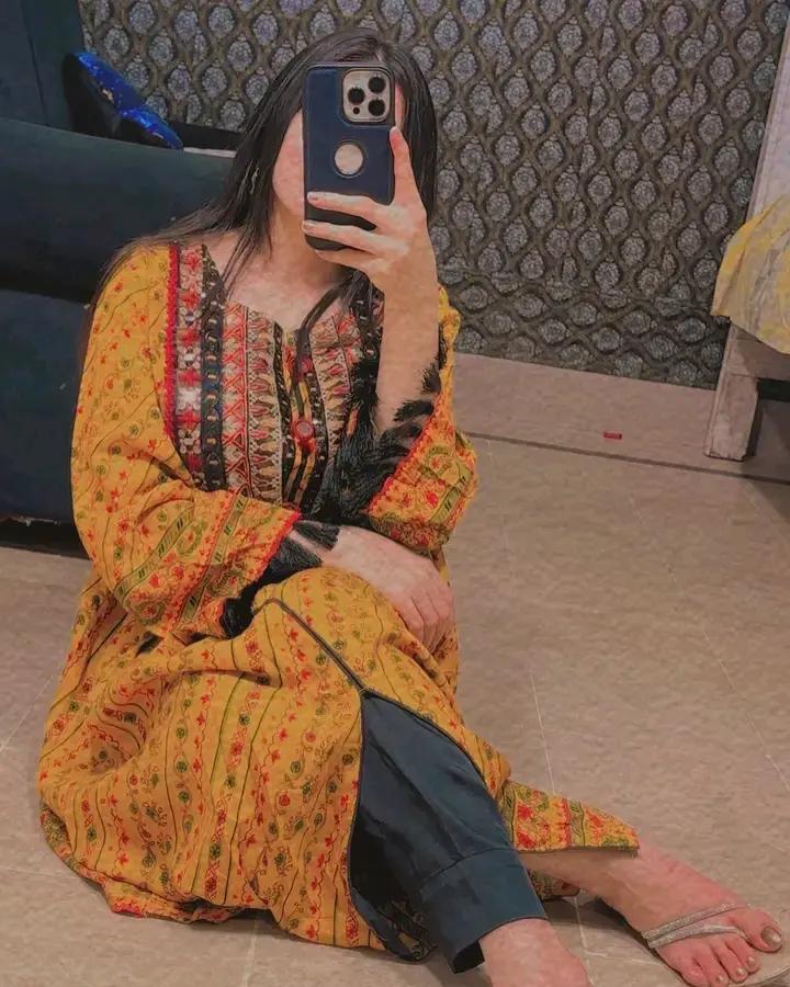 @👑