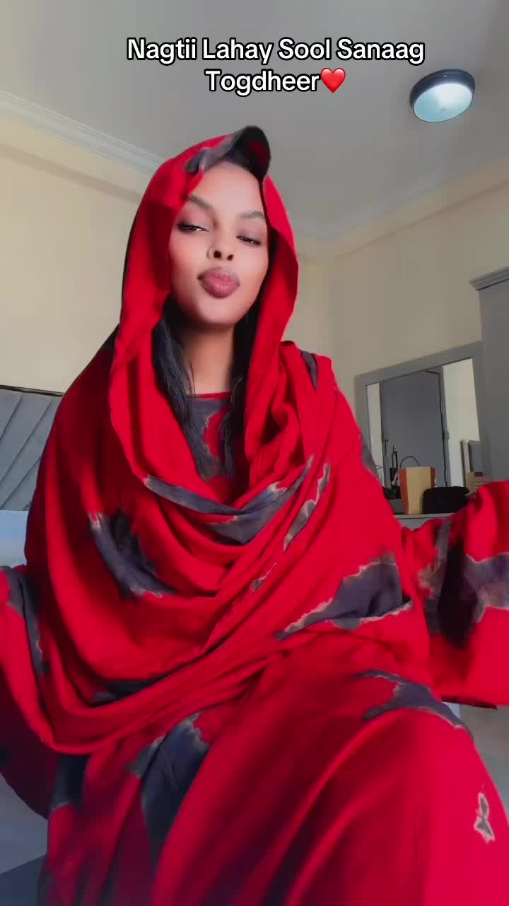 @Fadumo Riyaad