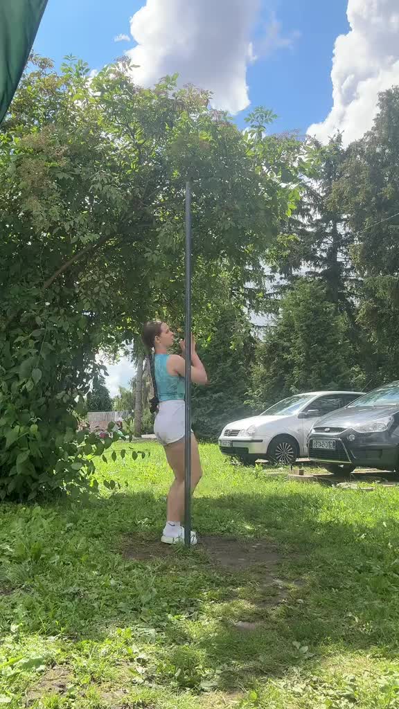 @_pole_flow_dance_pola_