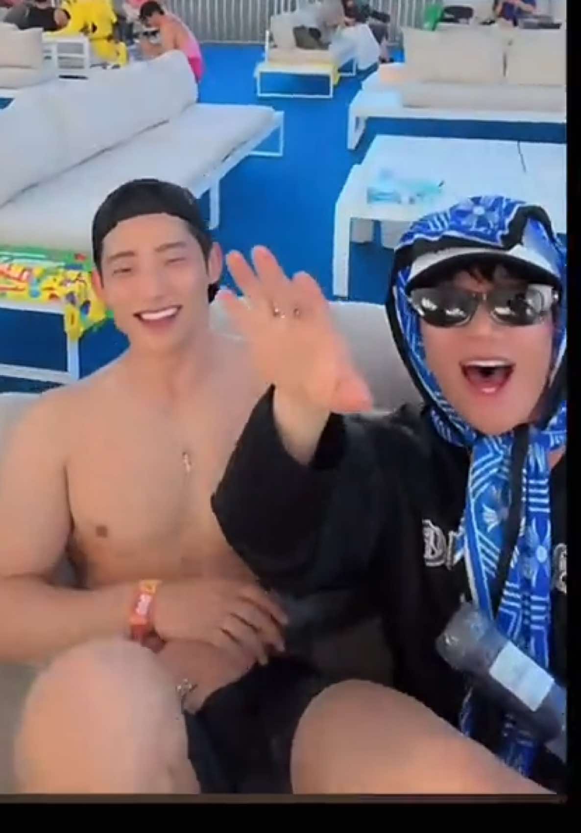 @𝐀𝐅𝐅𝐏𝐋𝐄