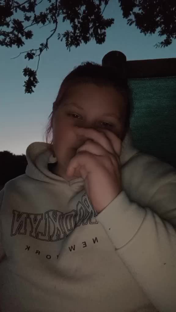 @k&auml;mpferin_ mit-Herz