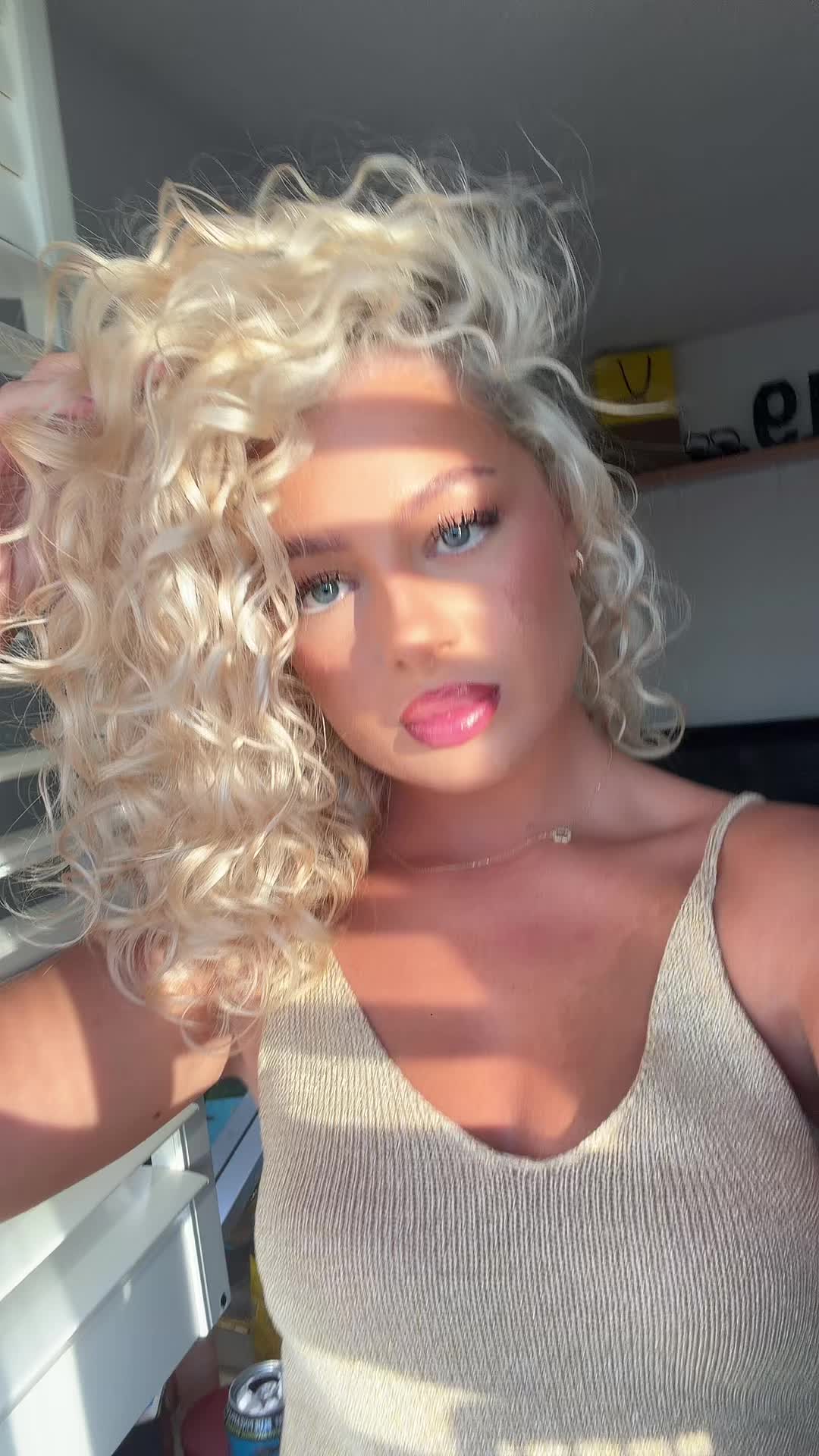 @𝐑𝐮𝐛𝐢 𝐄𝐥𝐢𝐳𝐚𝐛𝐞𝐭𝐡🆑