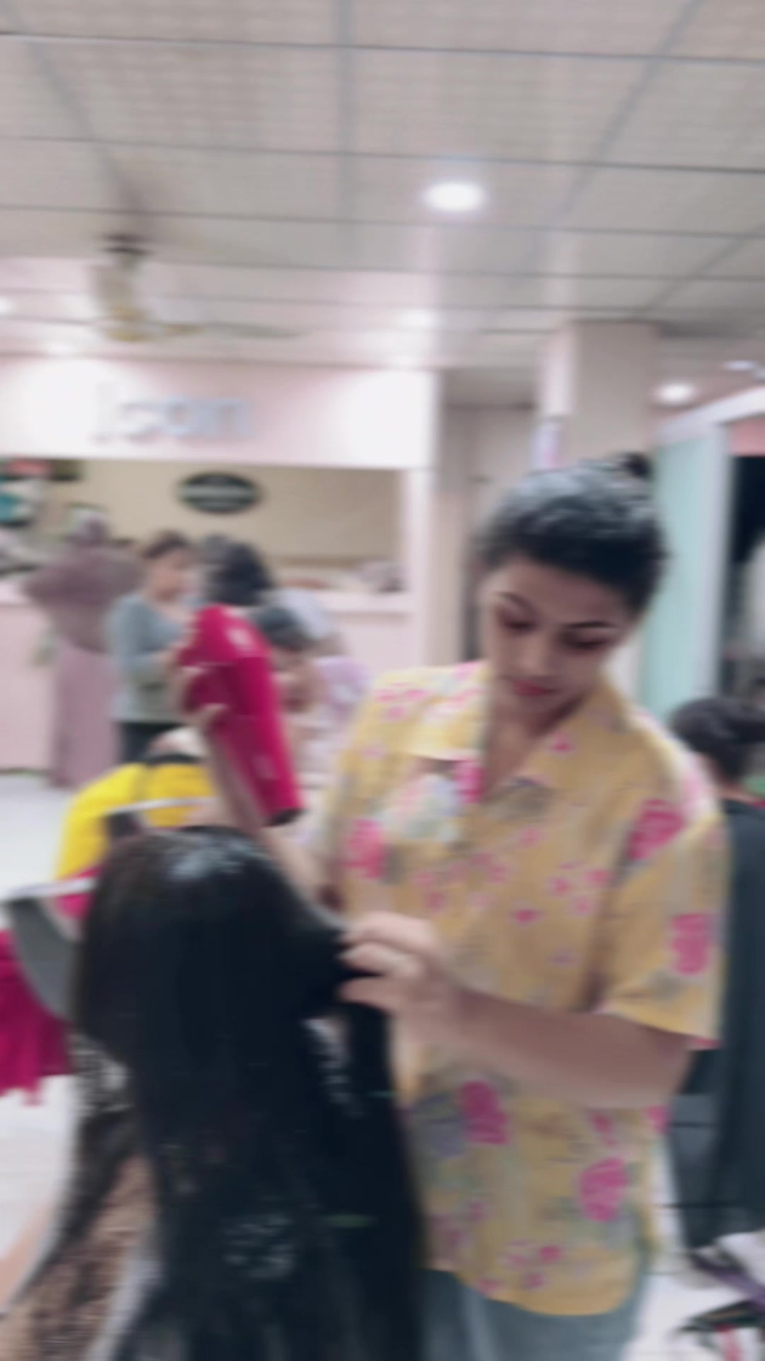 @Icon beauty parlour কুমিল্লা।