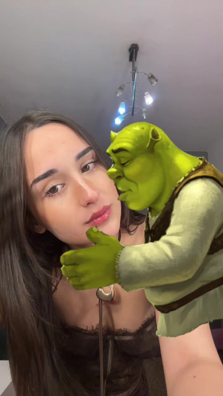 @Angelina