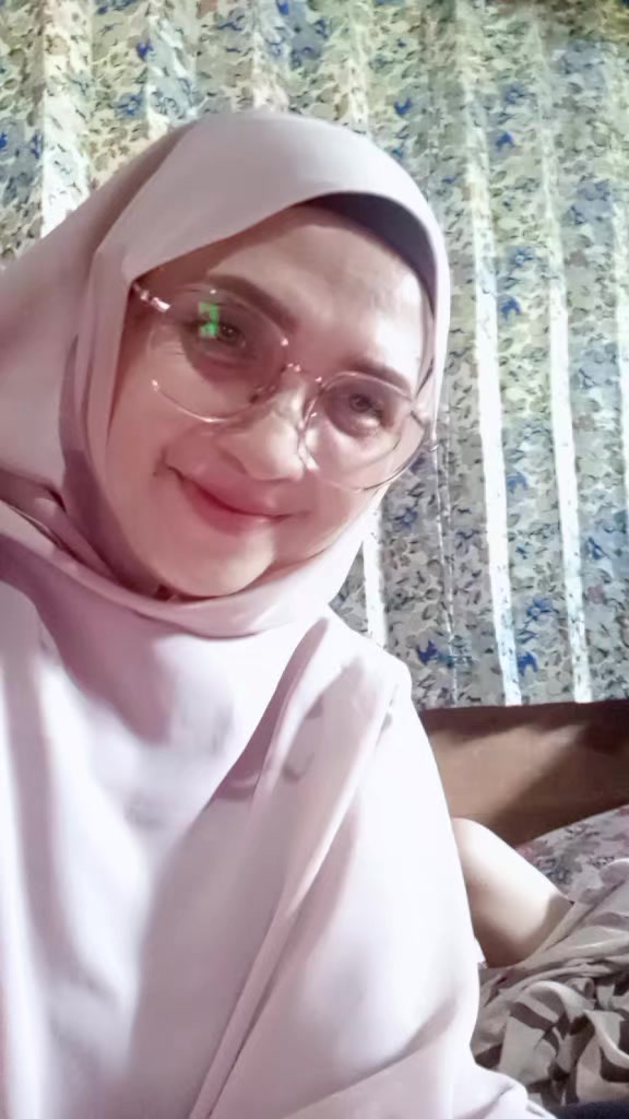 @Hj. Erna