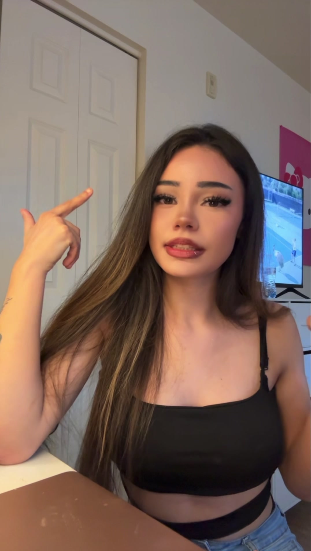 @𝓔𝓼𝓼𝓮𝓷𝓬𝓮 ☾