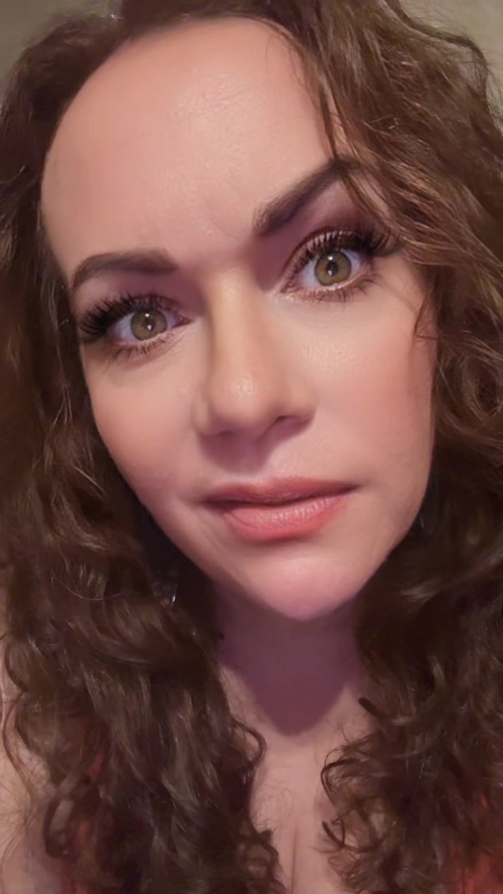 @CarrieFaye 👑
