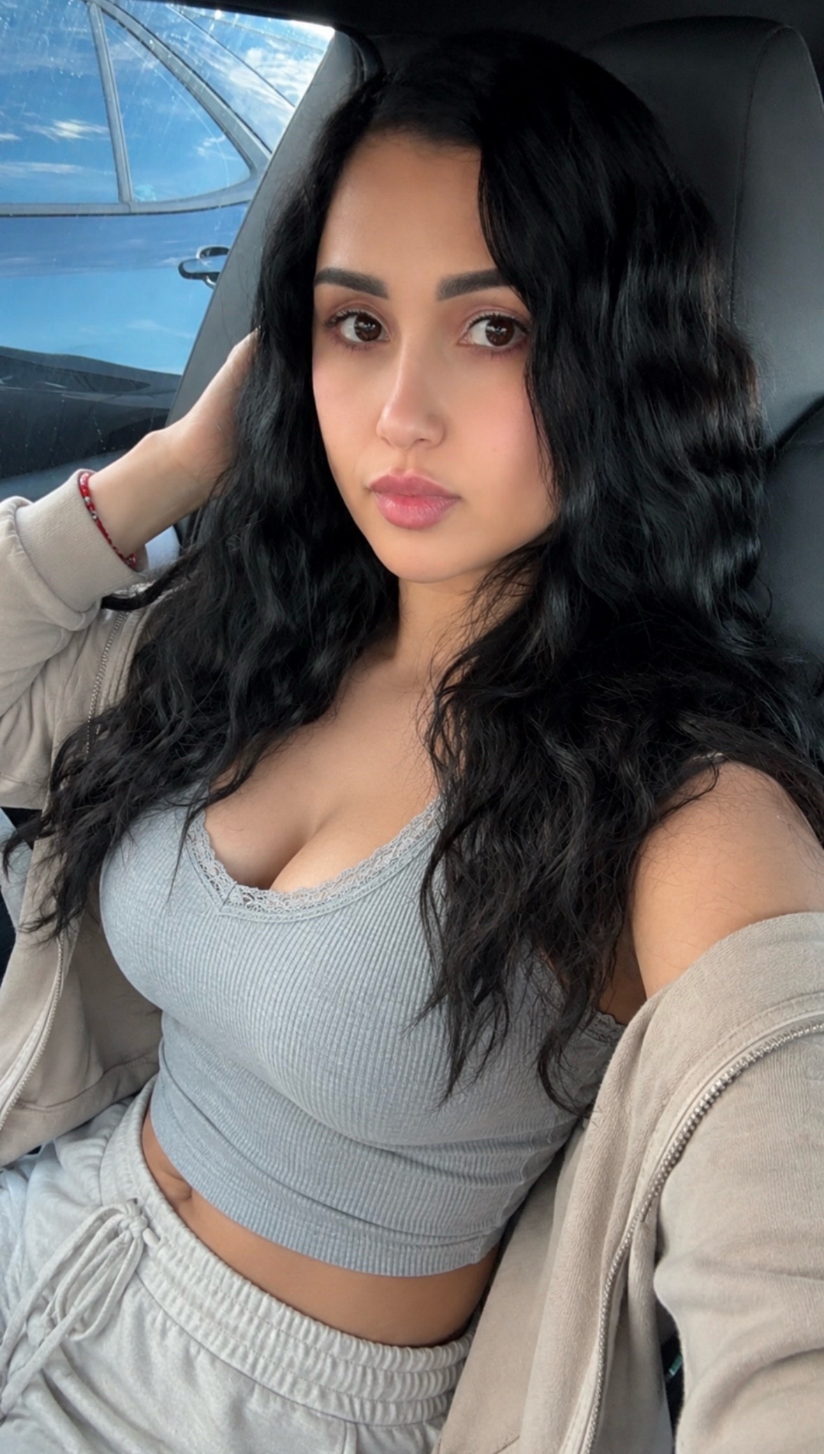 @Vicky💕