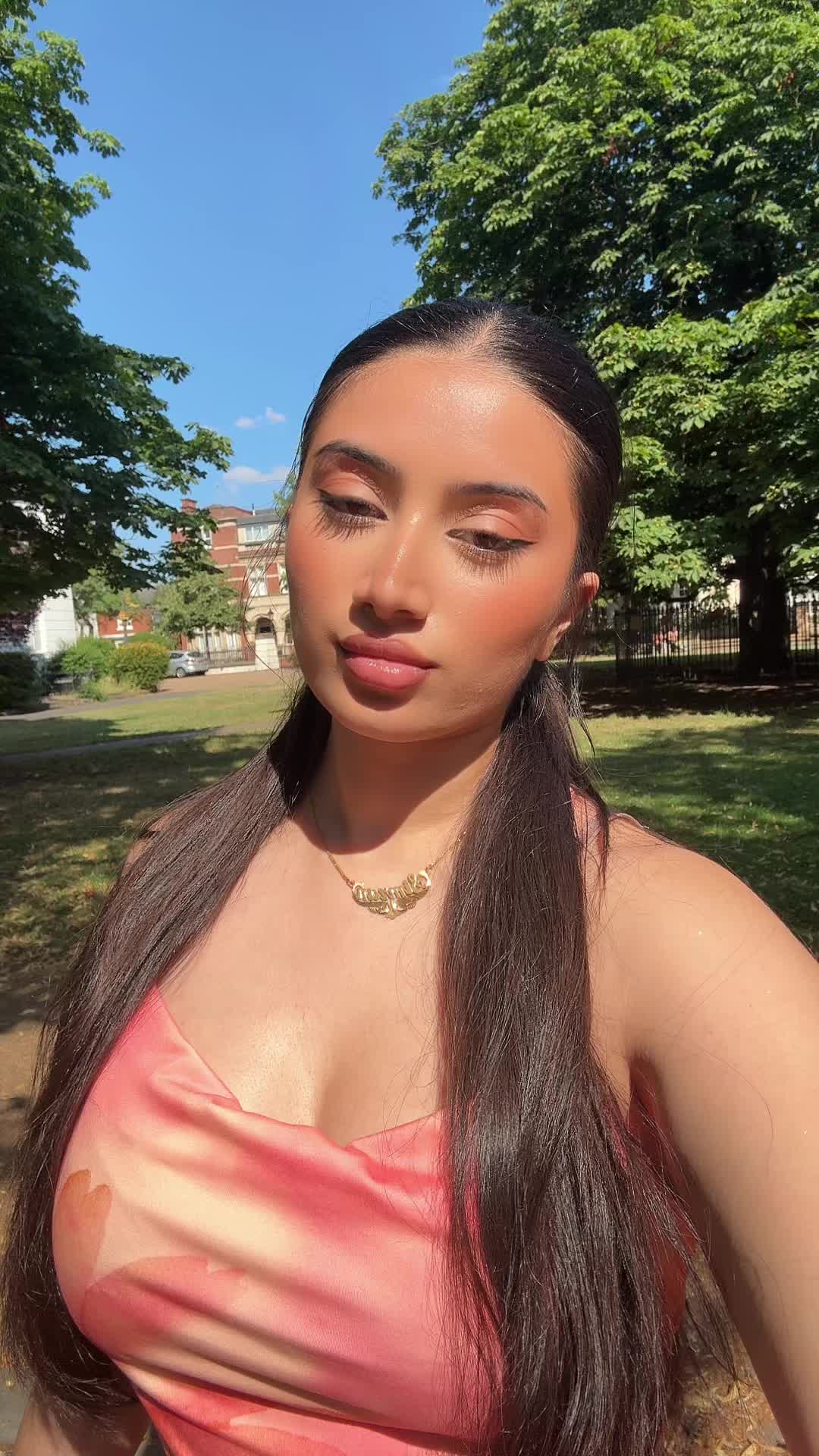 @Simran 💕