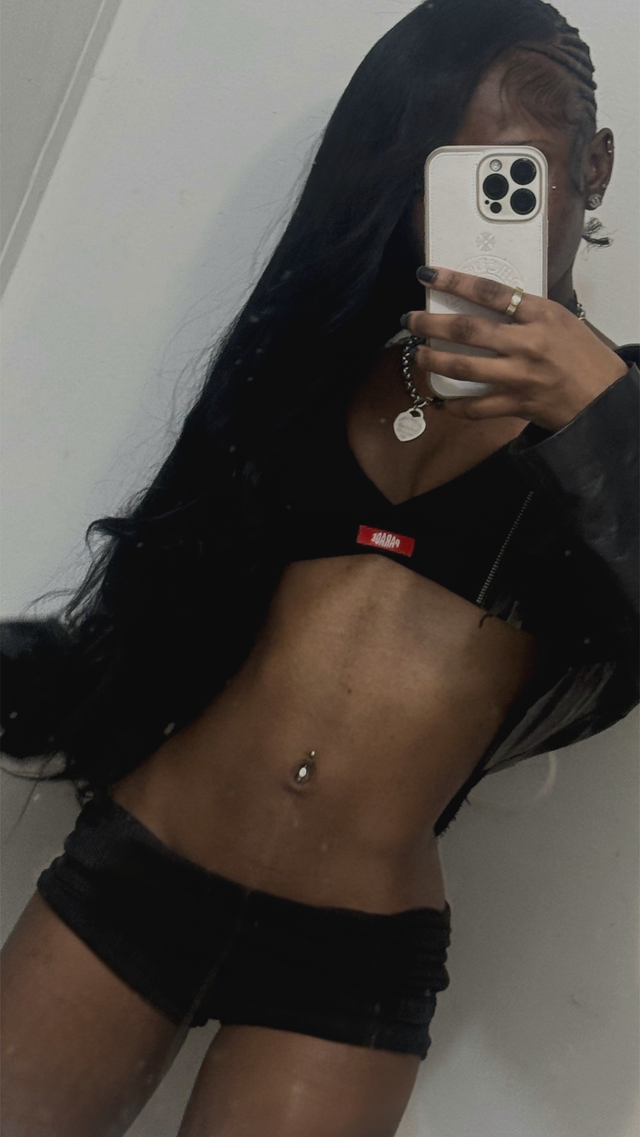 @☥