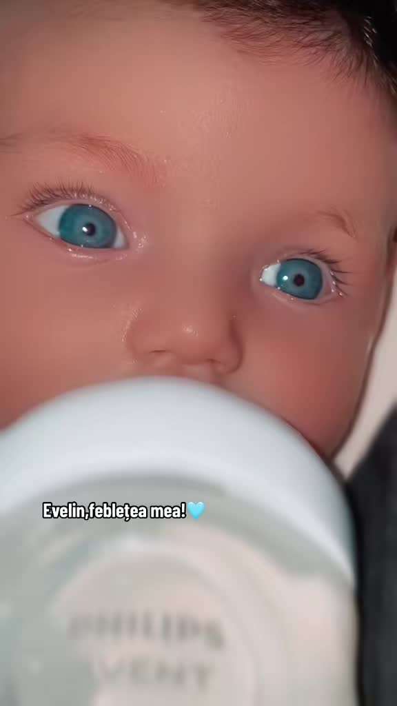 @𝓔𝓿𝓮𝓵𝓲𝓷