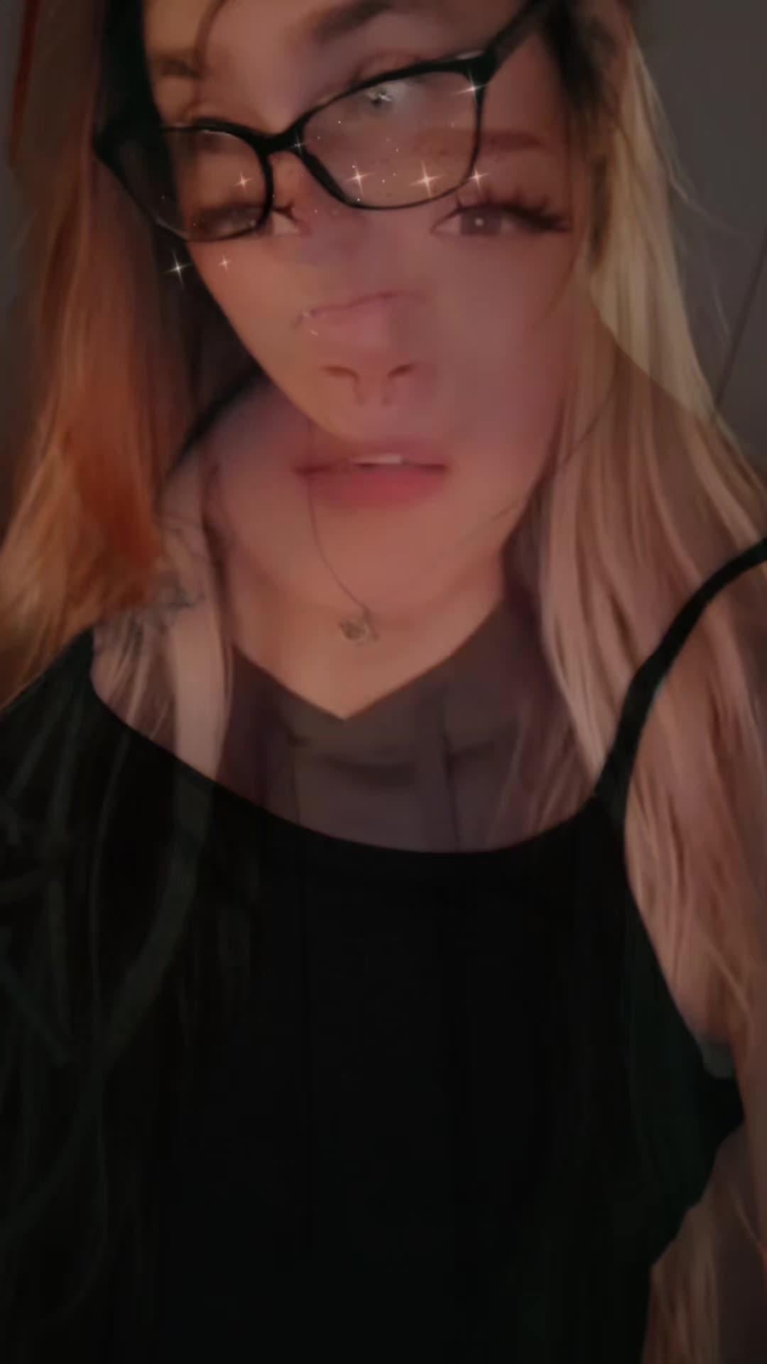 @MsFallenAngel