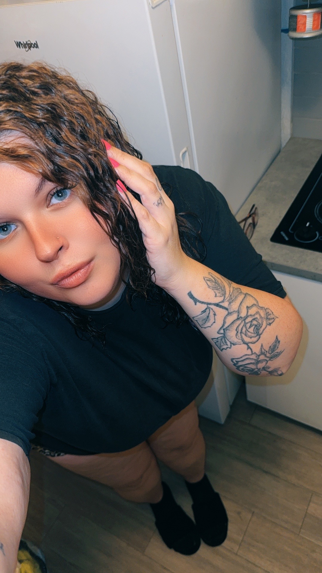 @Blue eyes and thick thighs