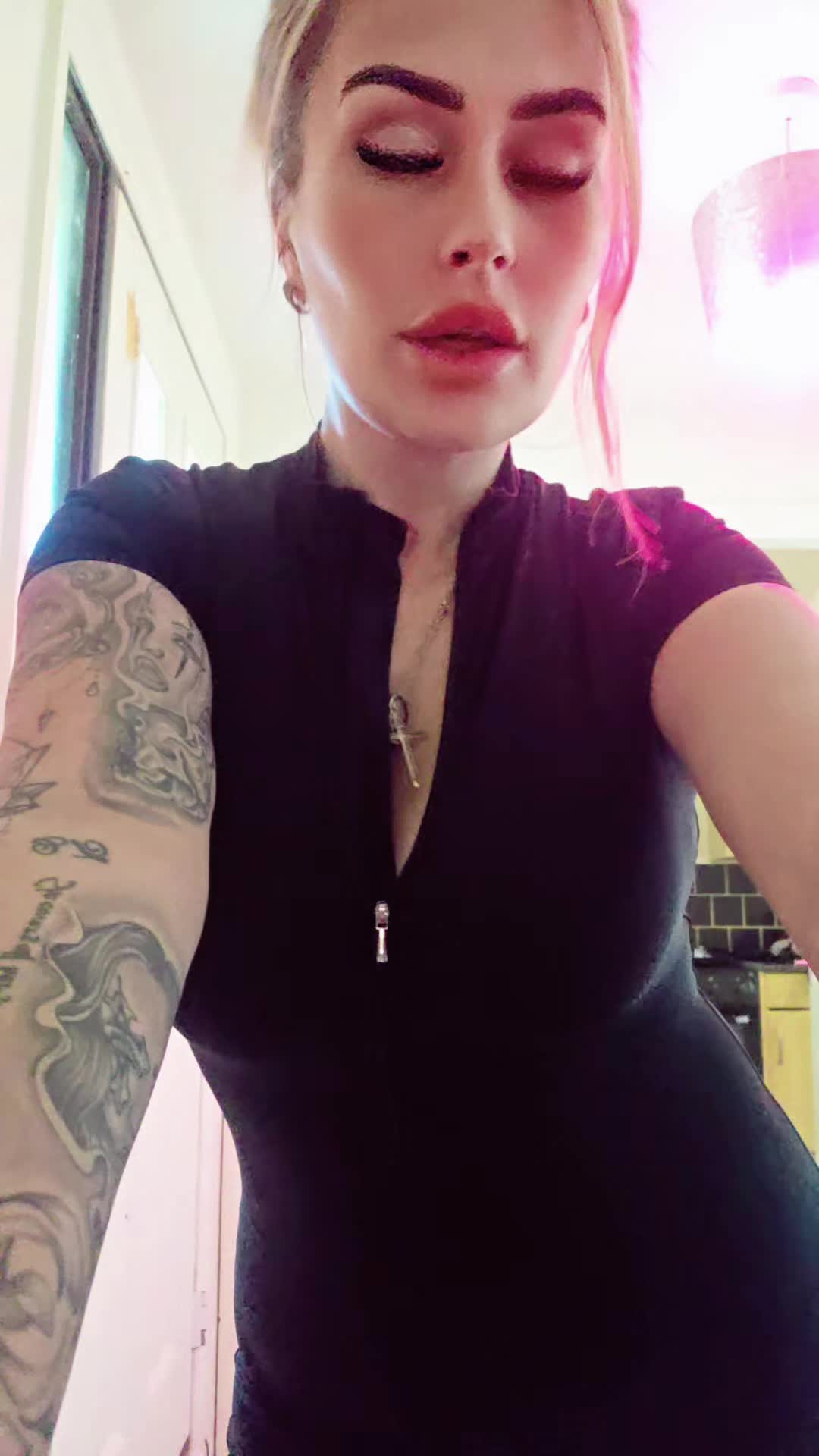 @siobhanbhm