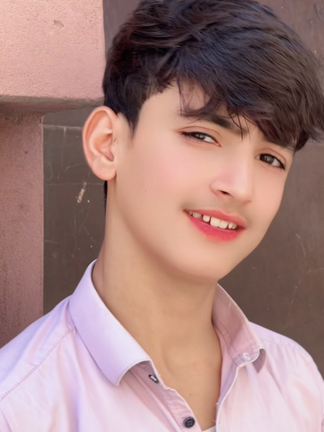 @Dimple Boy 👑😎