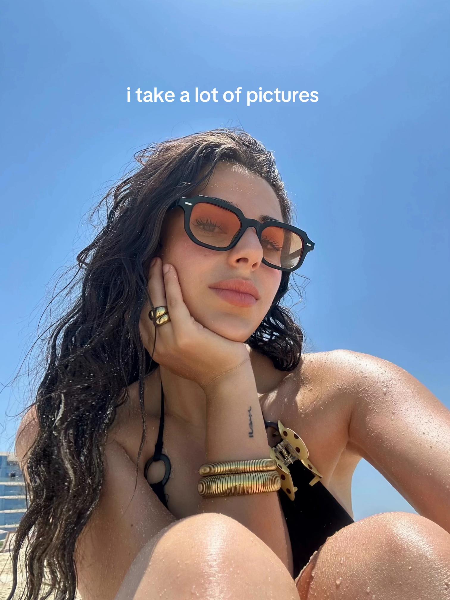 @felicia
