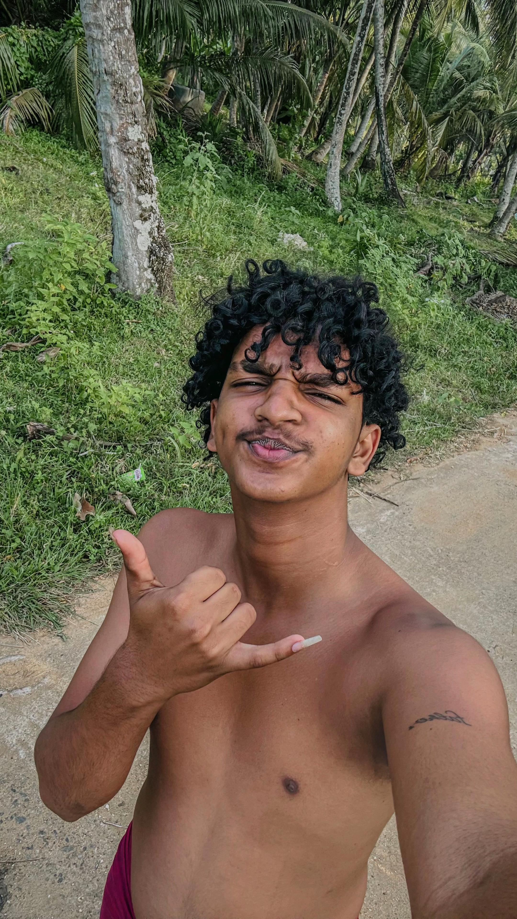 @02:18🕊❤️&zwj;🩹