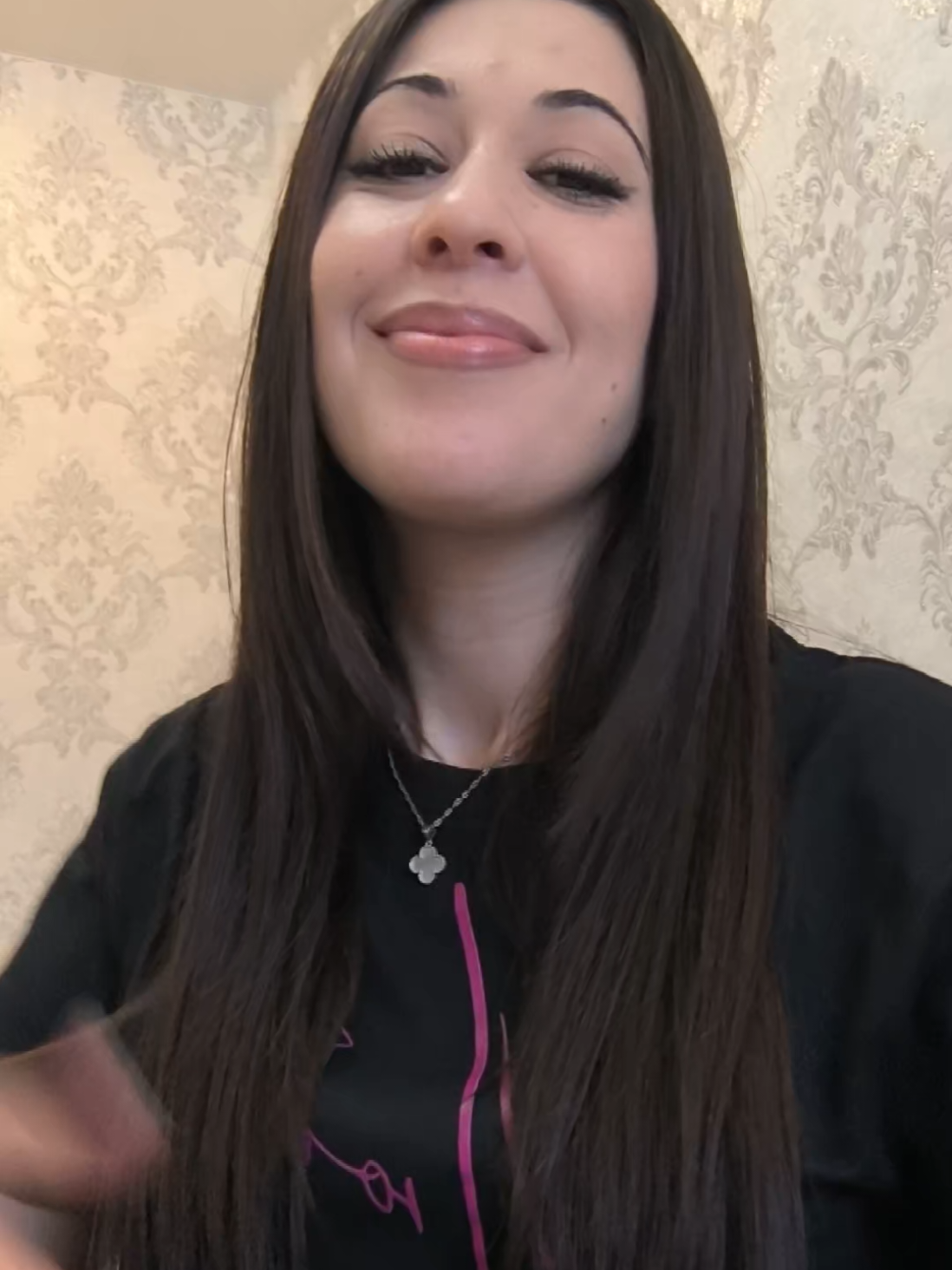 @Мехри