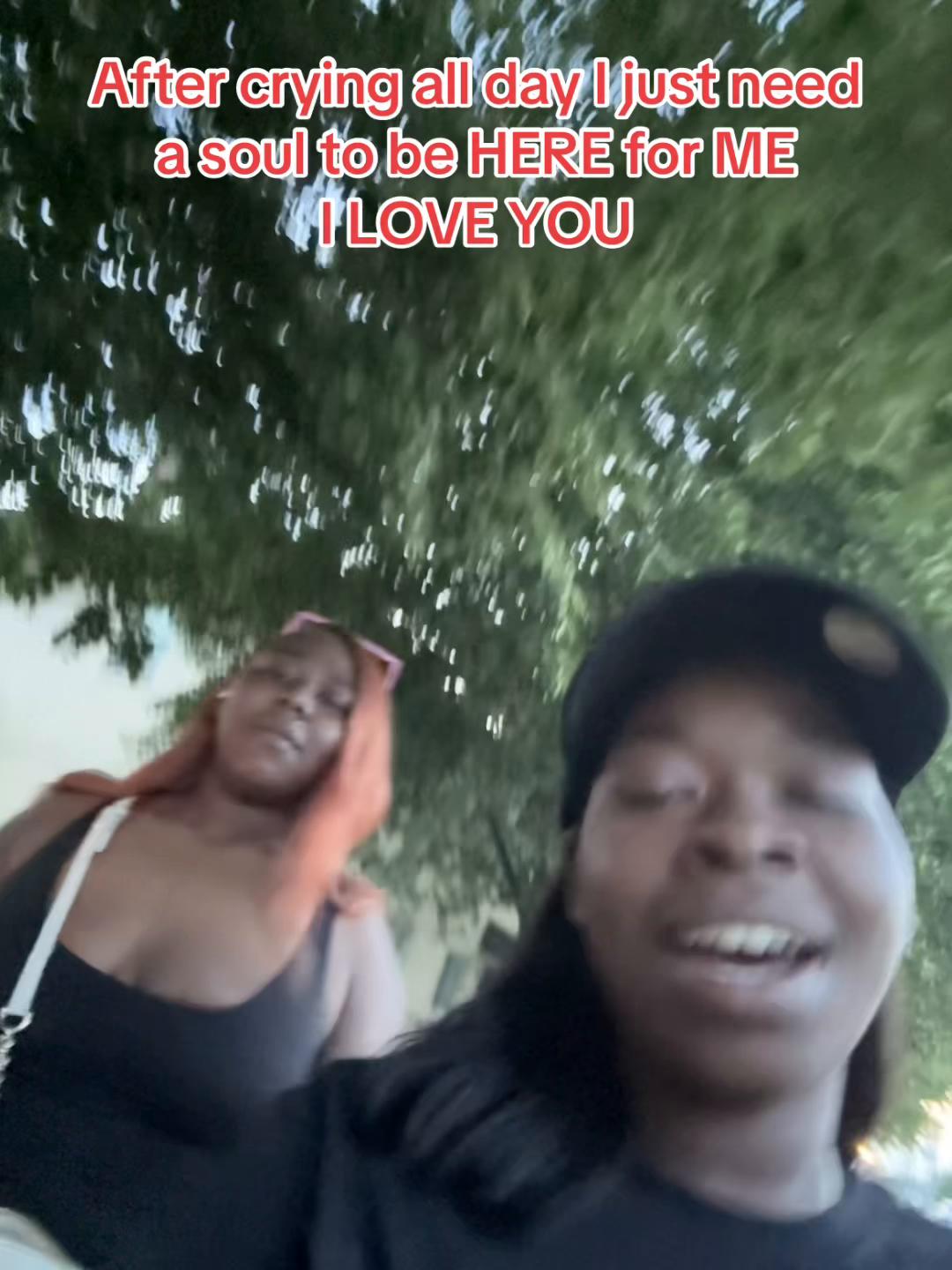 @Hey chat i’m 20. Detroit📍