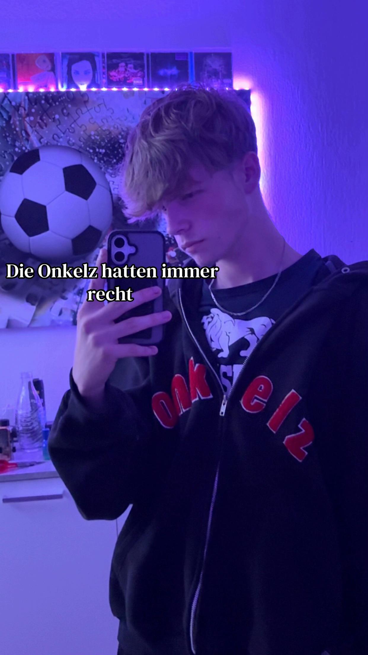 @𝕷𝖚𝖈𝖆