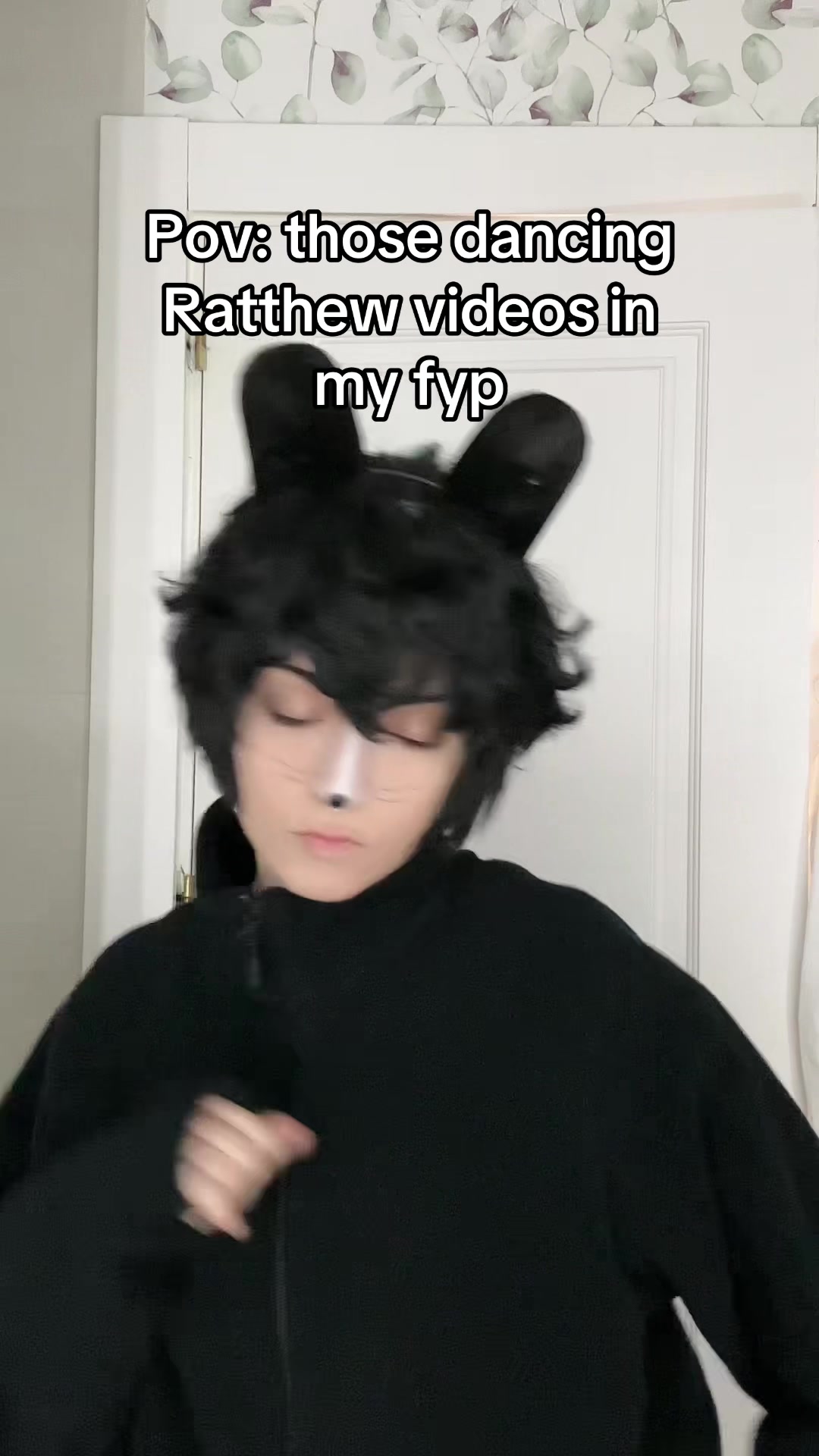 @💫